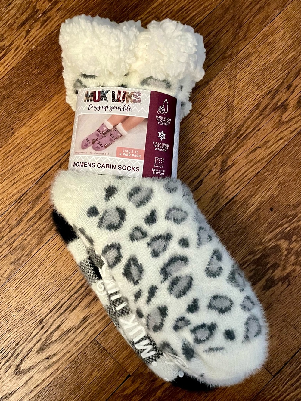 Muk Luks Women's Fuzzy Cabin Slipper Socks - 2-pair - L-XL (8-10) NWT
